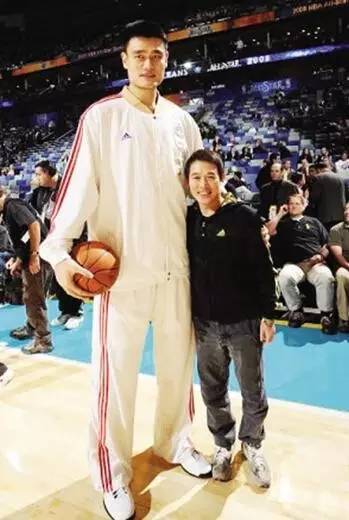 火箭在开局 火箭在开局