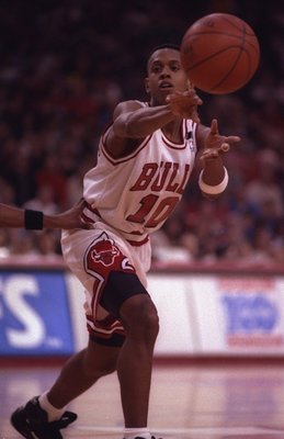 苏亚雷斯是 苏亚雷斯是