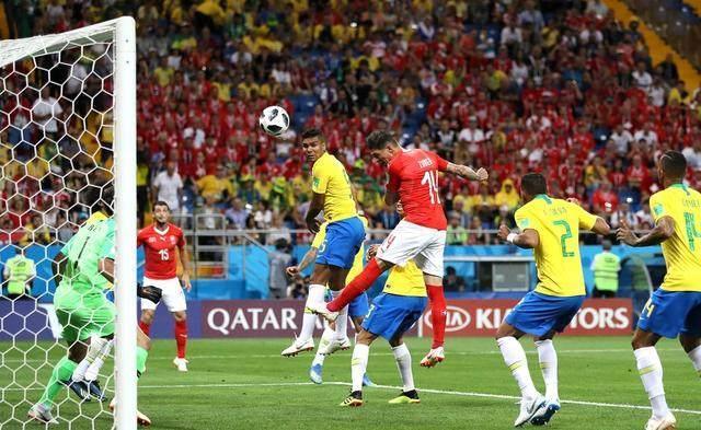 队在这里展 队在这里展