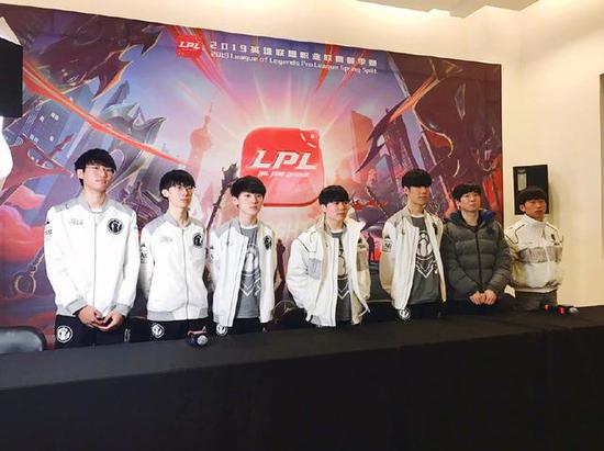 成绩通报 成绩通报